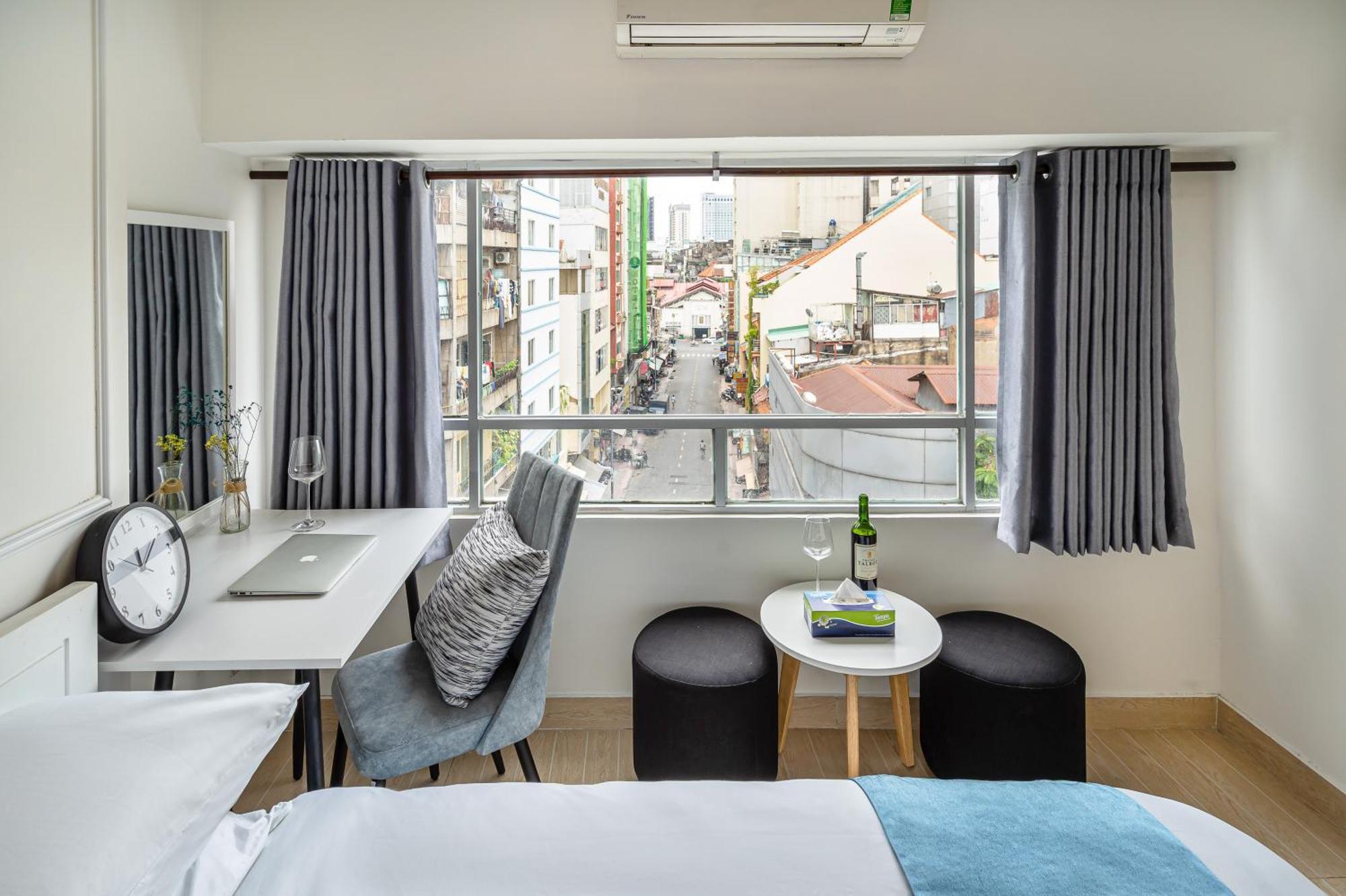 Khách sạn Rechax Saigon 3*