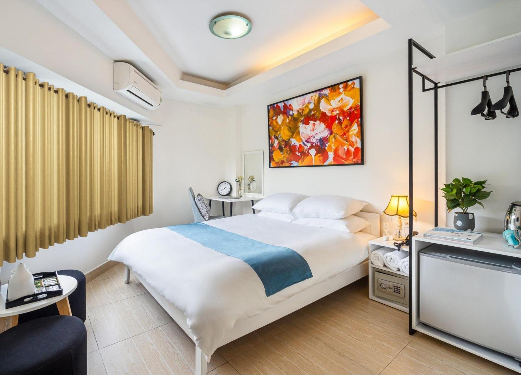 Rechax Saigon Khách sạn TP. Hồ Chí Minh